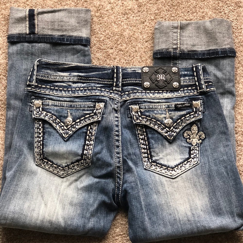 Miss Me Easy Capri, Size 28